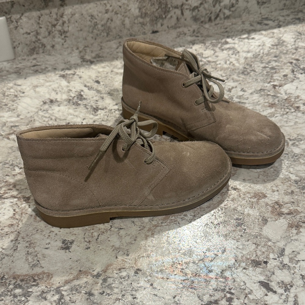 Boys Clarks Tan Suede Lace-Up Shoes